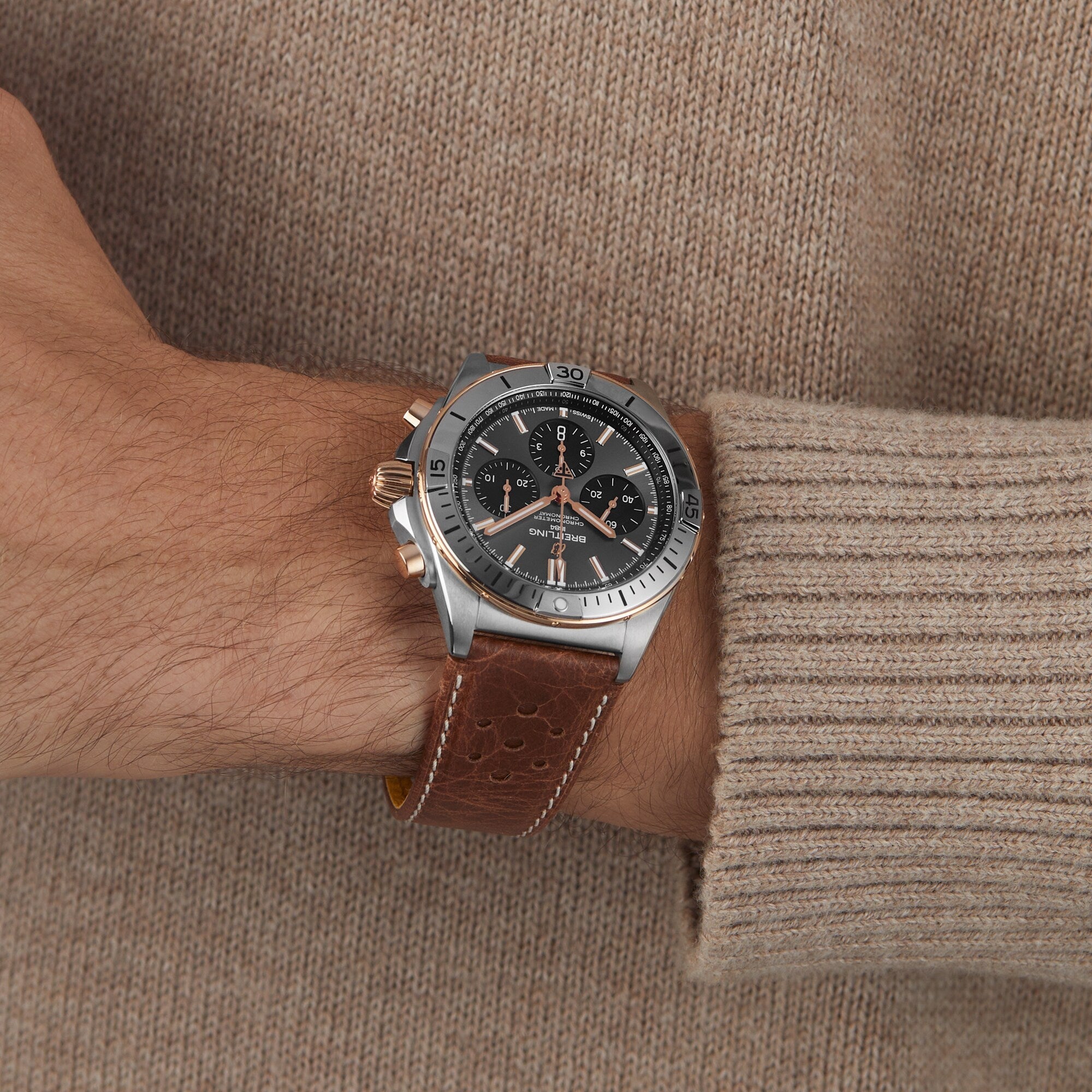Chronomat B01 42 Triumph