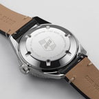 Divers Sixty‑Five