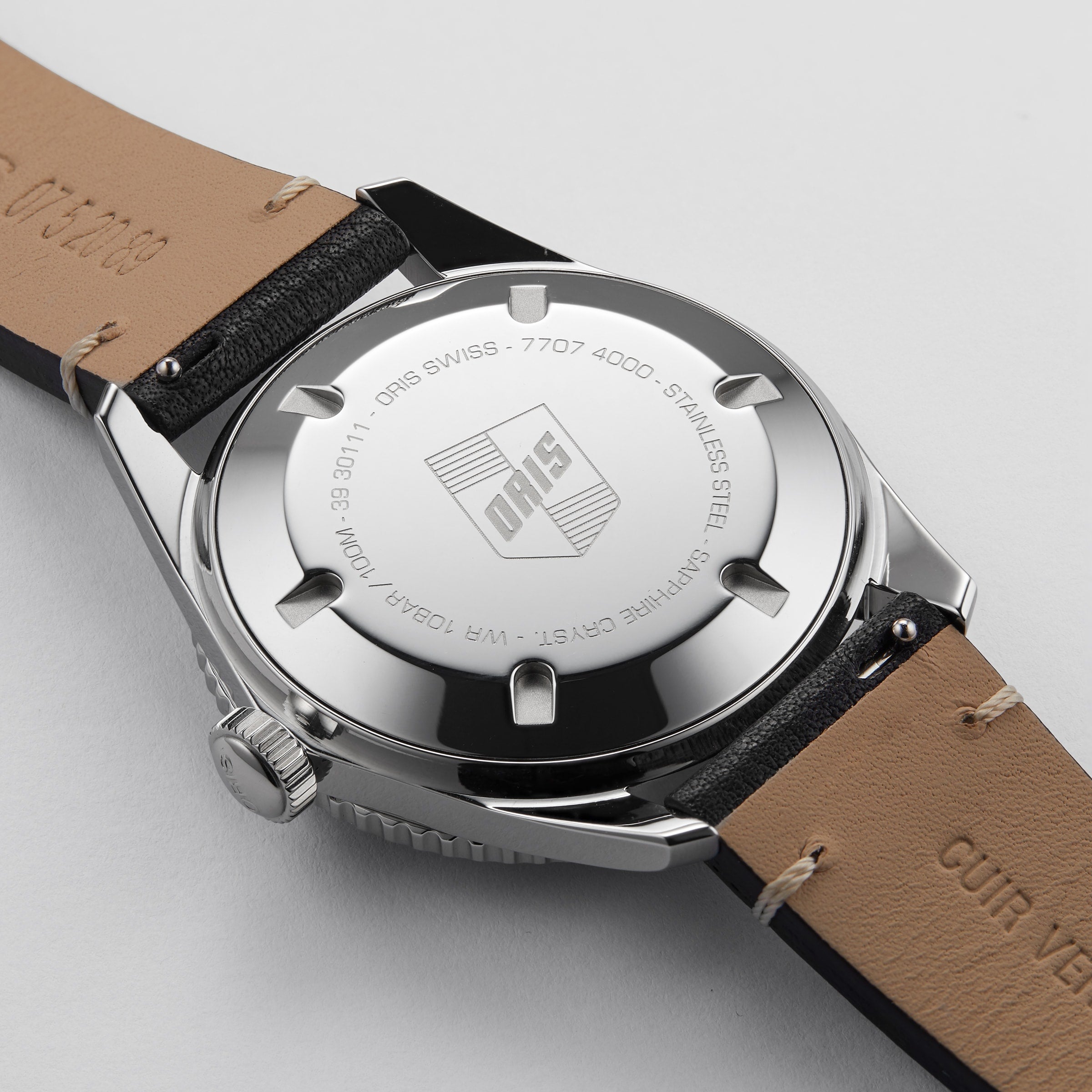 Divers Sixty‑Five