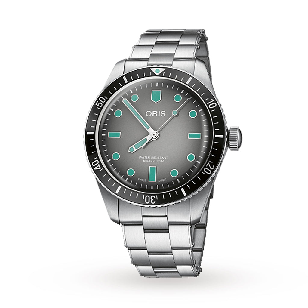 Divers Sixty‑Five