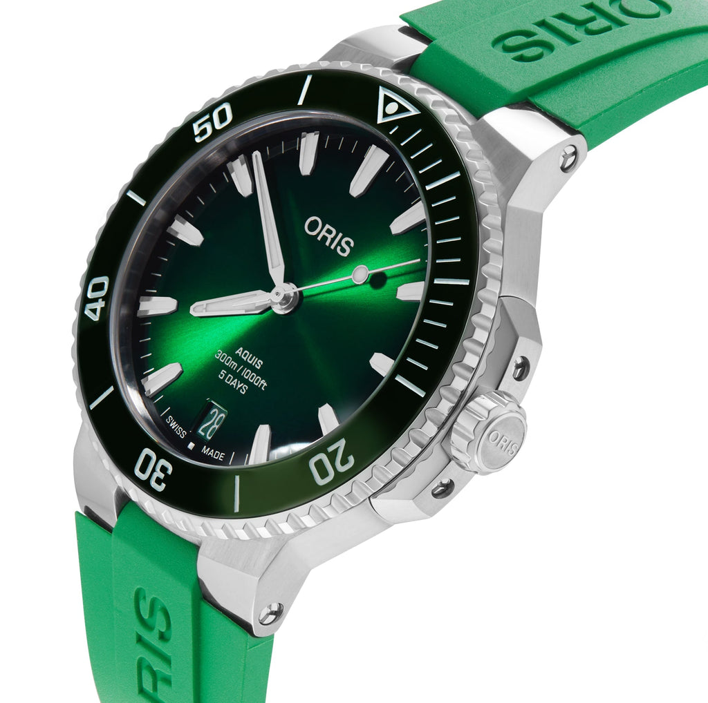 Aquis Date Calibre 400