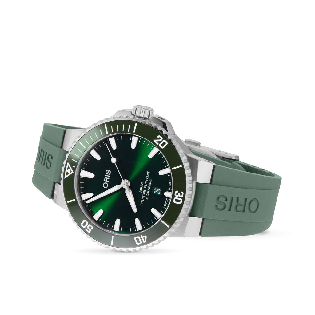 Aquis Date Calibre 400