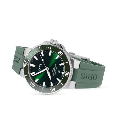 Aquis Date Calibre 400