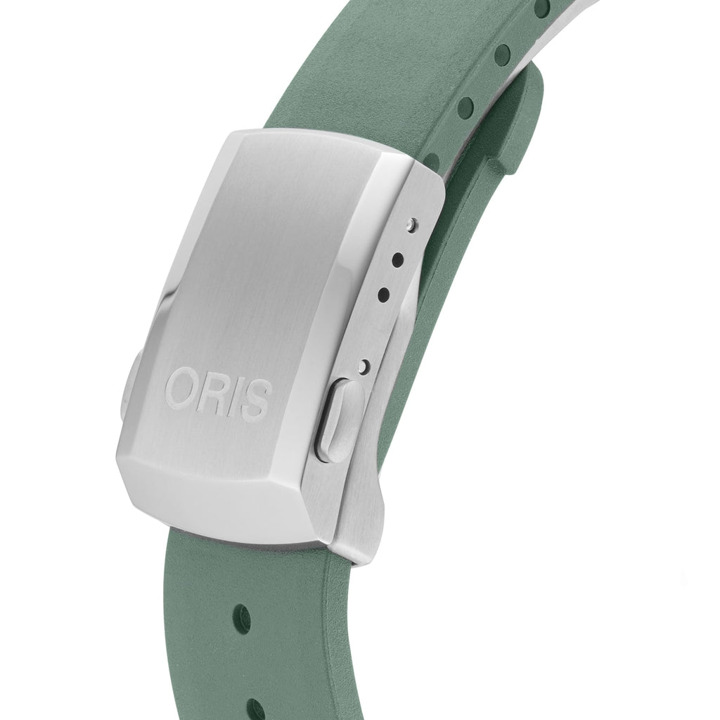 Aquis Date Calibre 400