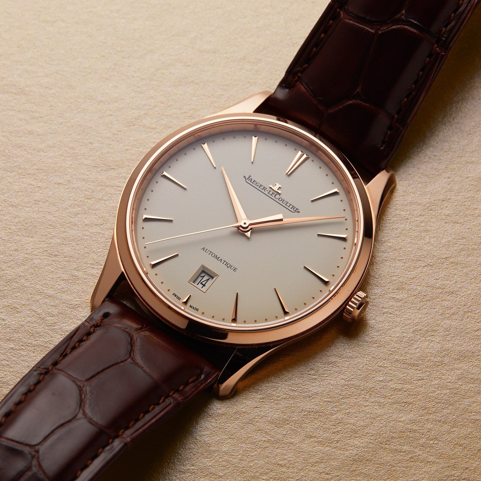 Master Ultra Thin Date