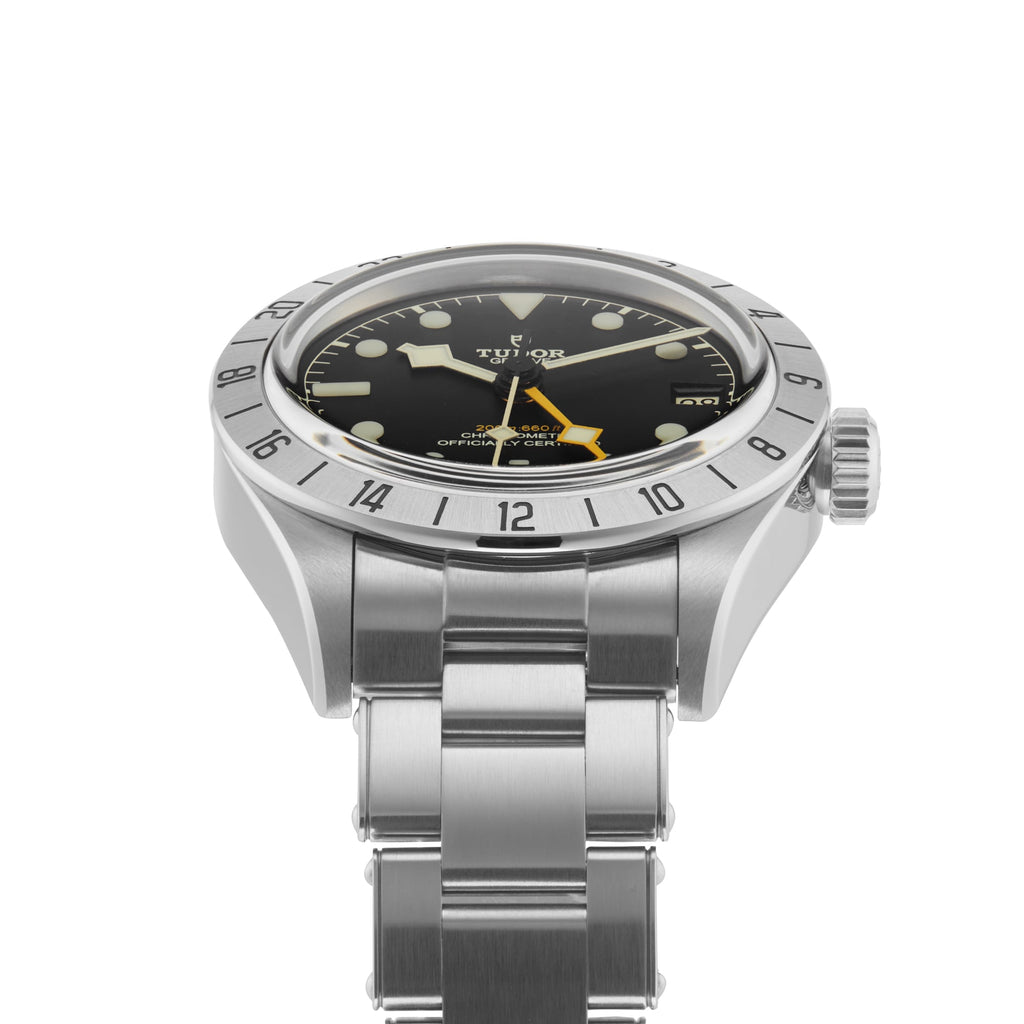 Black Bay Pro | 39mm, Stainless Steel, Black Dial