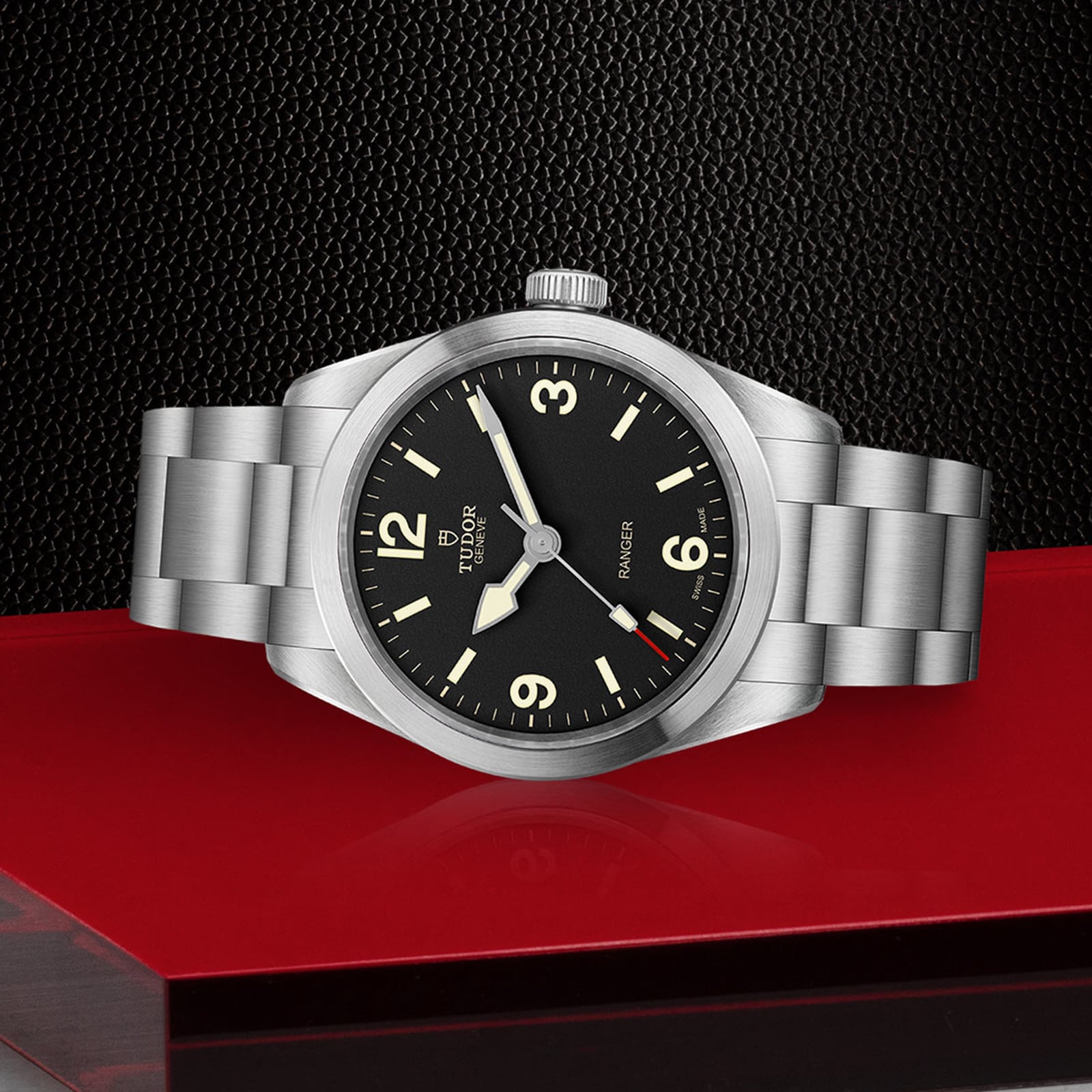 Ranger | 39mm, Stainless Steel, Black Dial