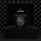 Pelagos FXD Chrono | 43mm, Fabric Strap, Black Dial