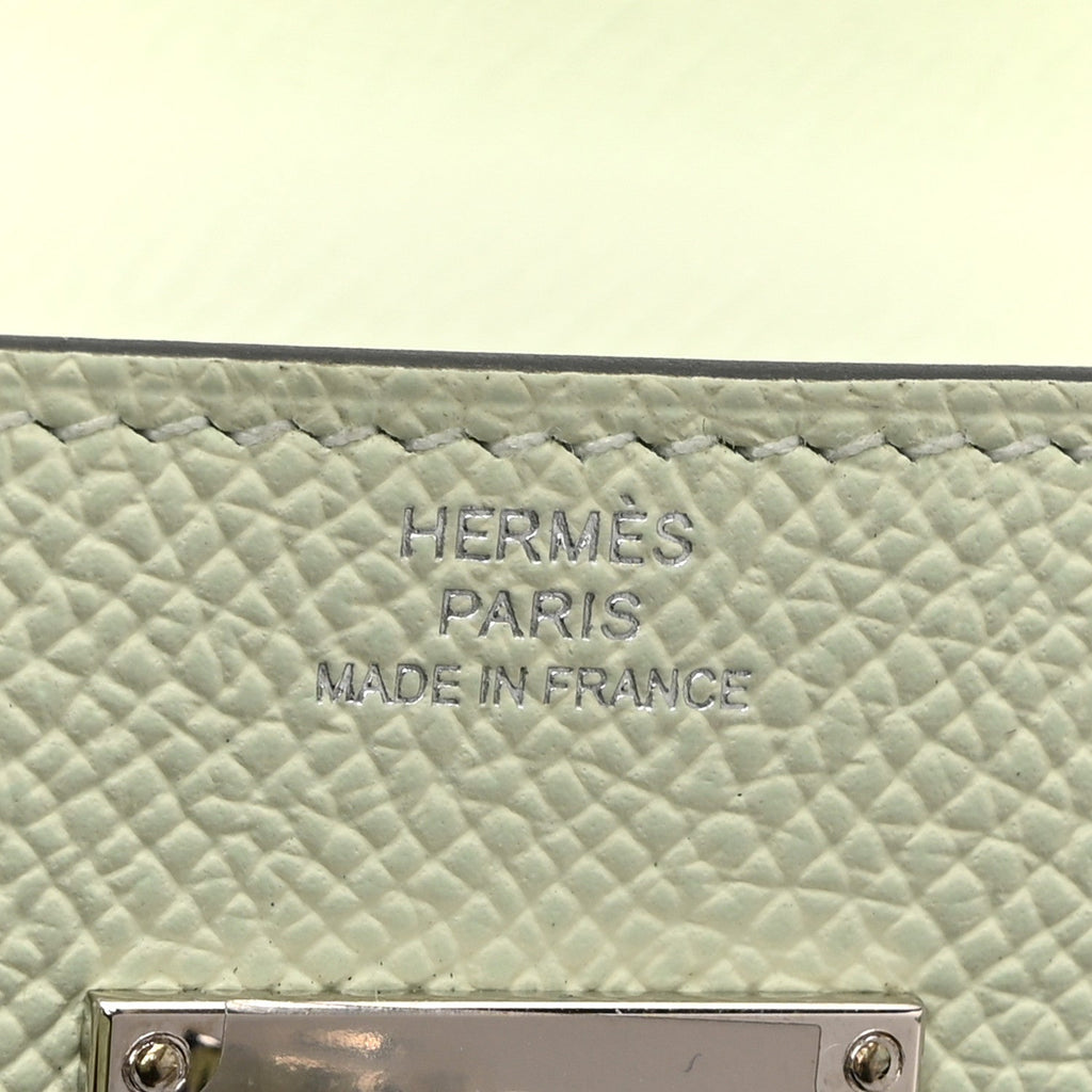 Epsom Kelly Wallet To Go Vert Fizz