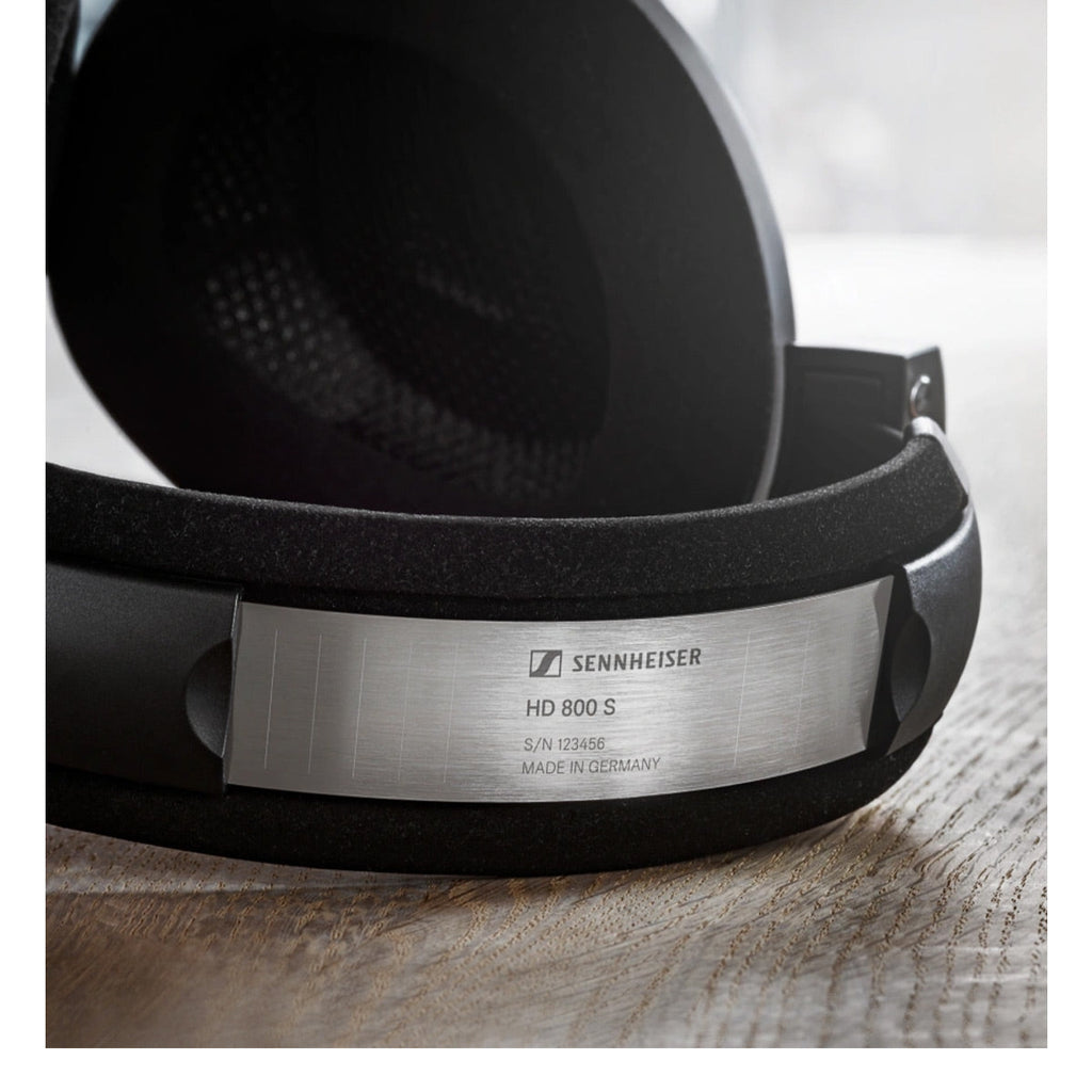 Sennheiser HD 800 S Open-Back Audiophile Headphones and HDV 820 Reference Headphone Amplifier/DAC Bundle