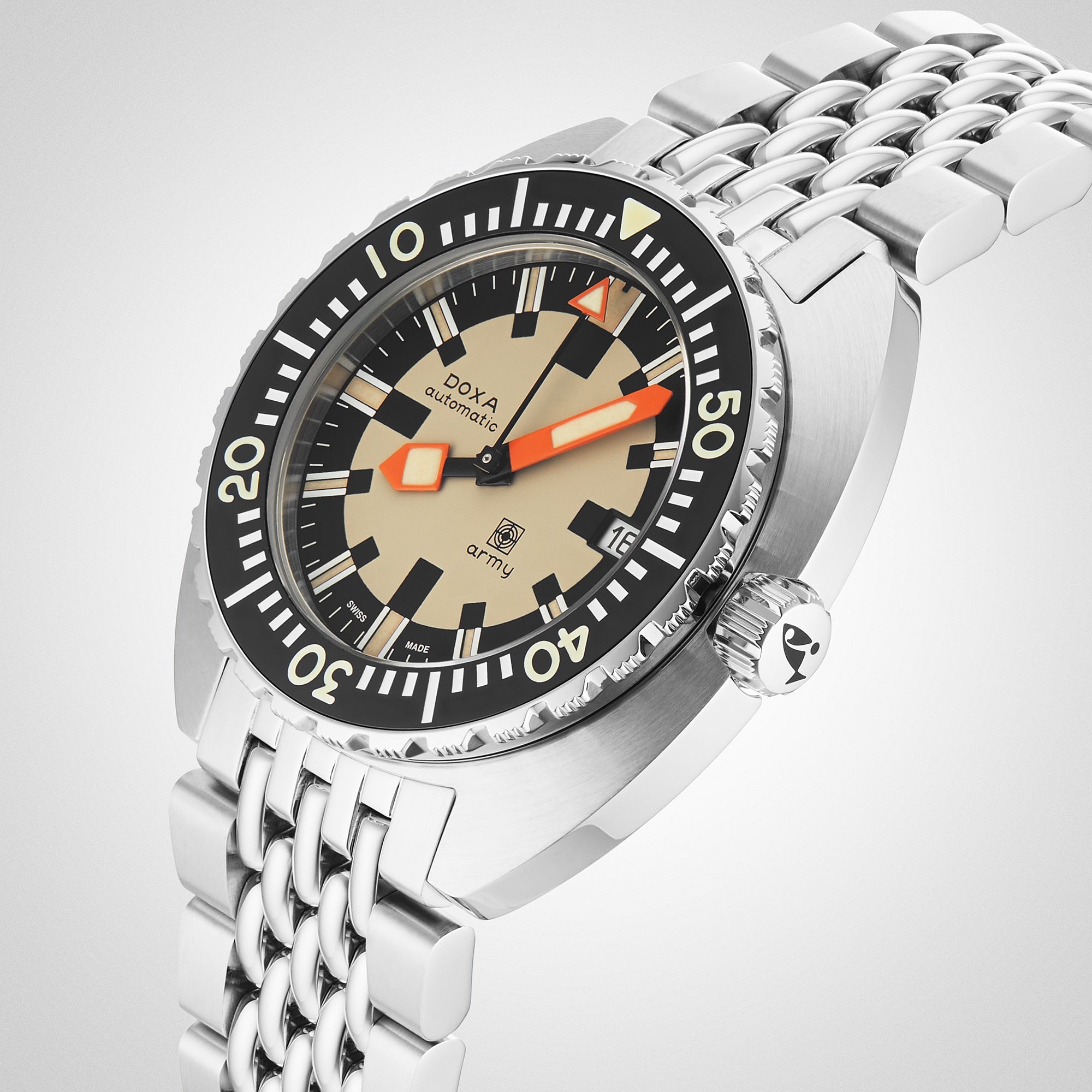 DOXA Army Stainless Steel | 42.5mm, Stainless Steel, Beige Dial