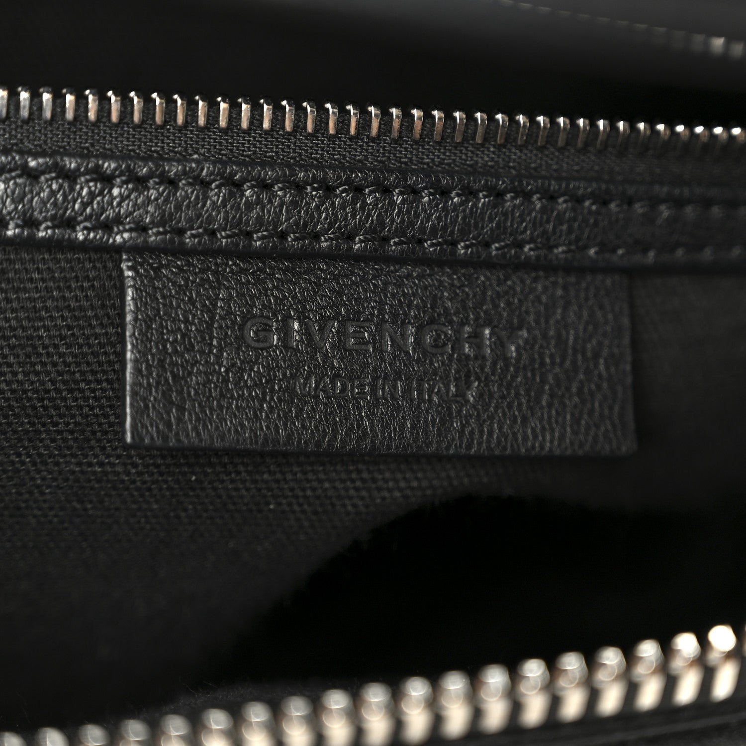 Sugar Goatskin Small Antigona Black