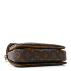Reverse Monogram Pochette Metis