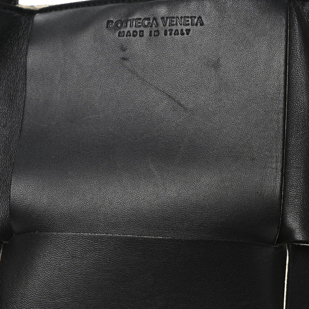 Nappa Maxi Intrecciato Medium Arco Tote Black White