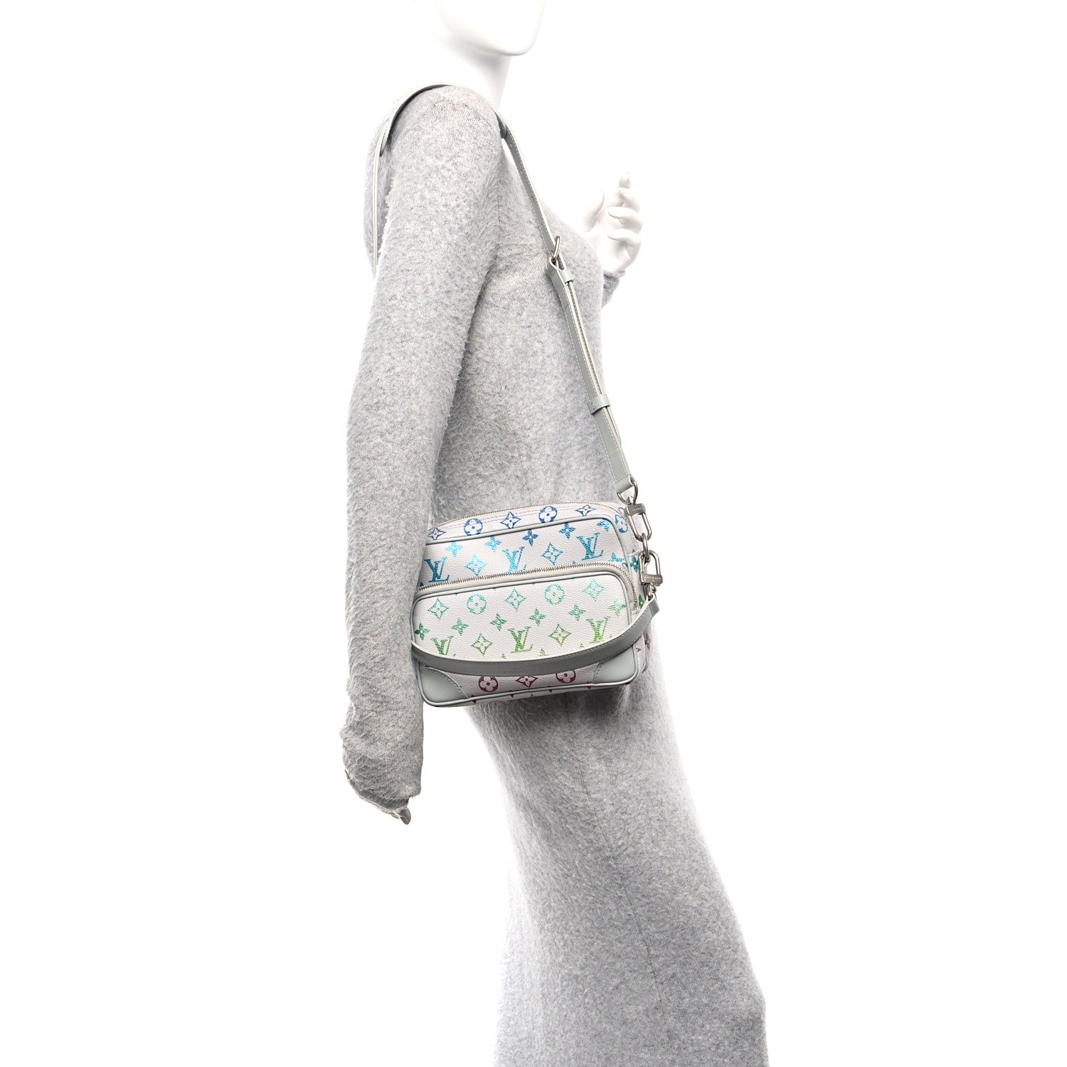 Monogram Iridescent Nil Gradient Grey