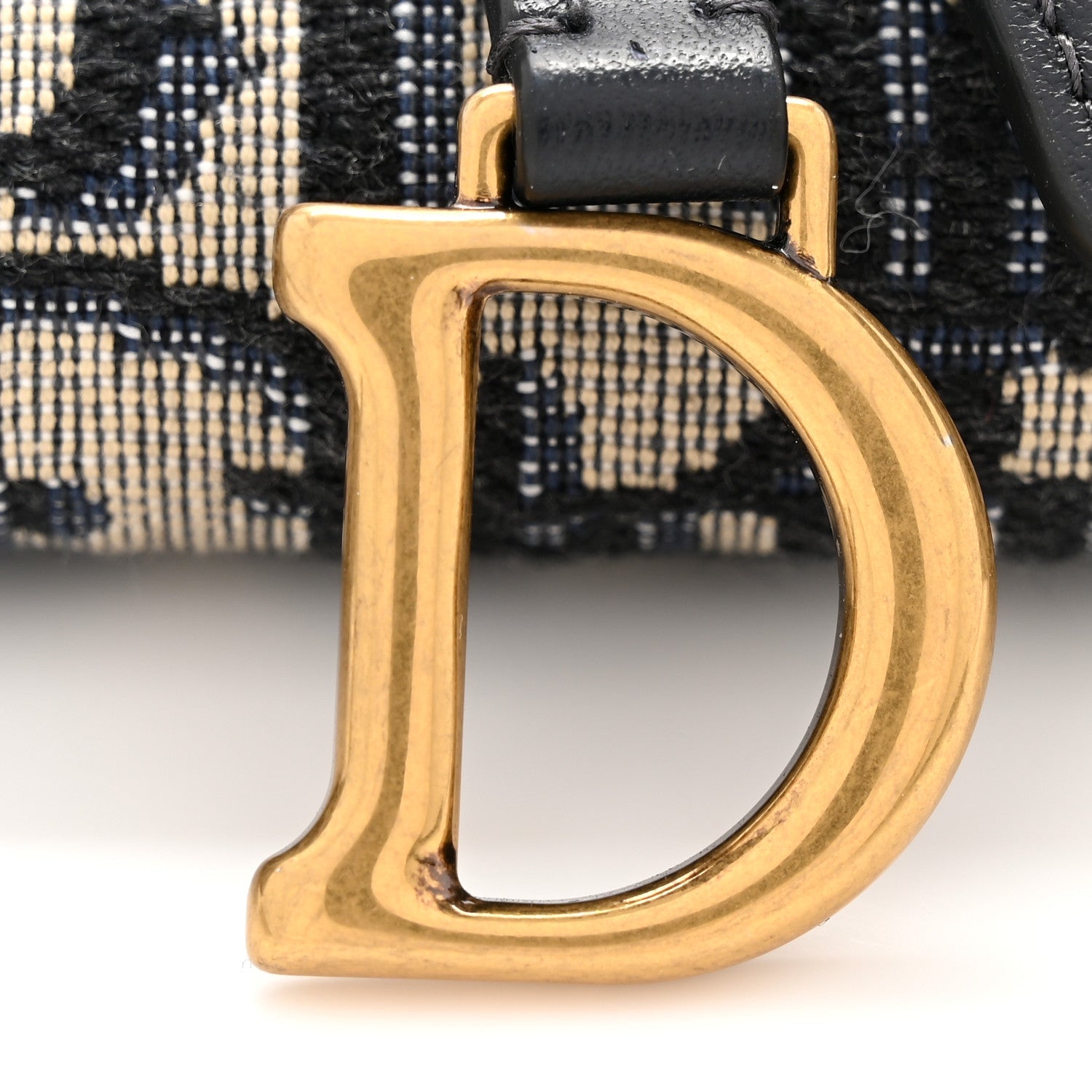 Oblique Saddle Chain Long Wallet Blue