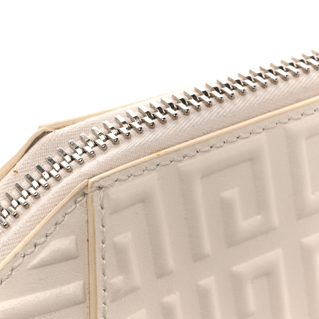 Calfskin Logo Embossed XS Antigona 4G Ivory