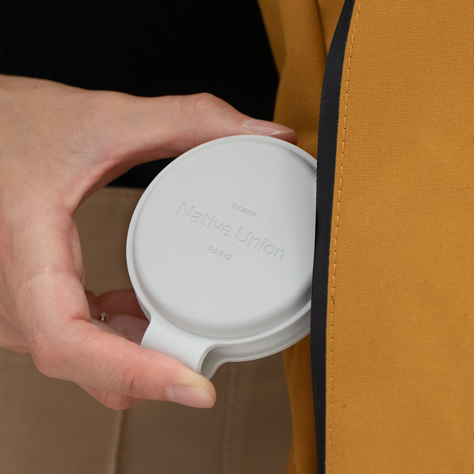 Voyage 2in1 Magnetic Charger