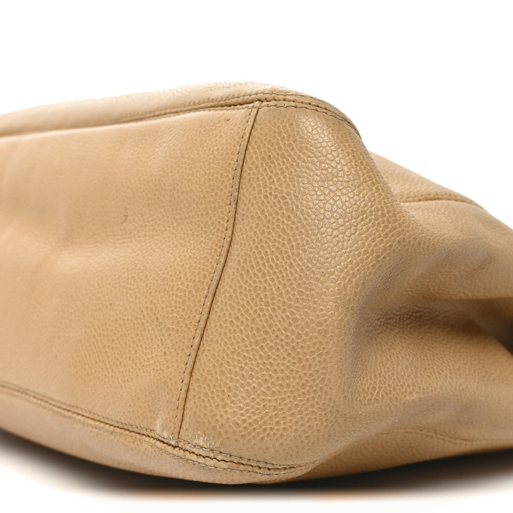 Caviar Turnlock Tote Beige