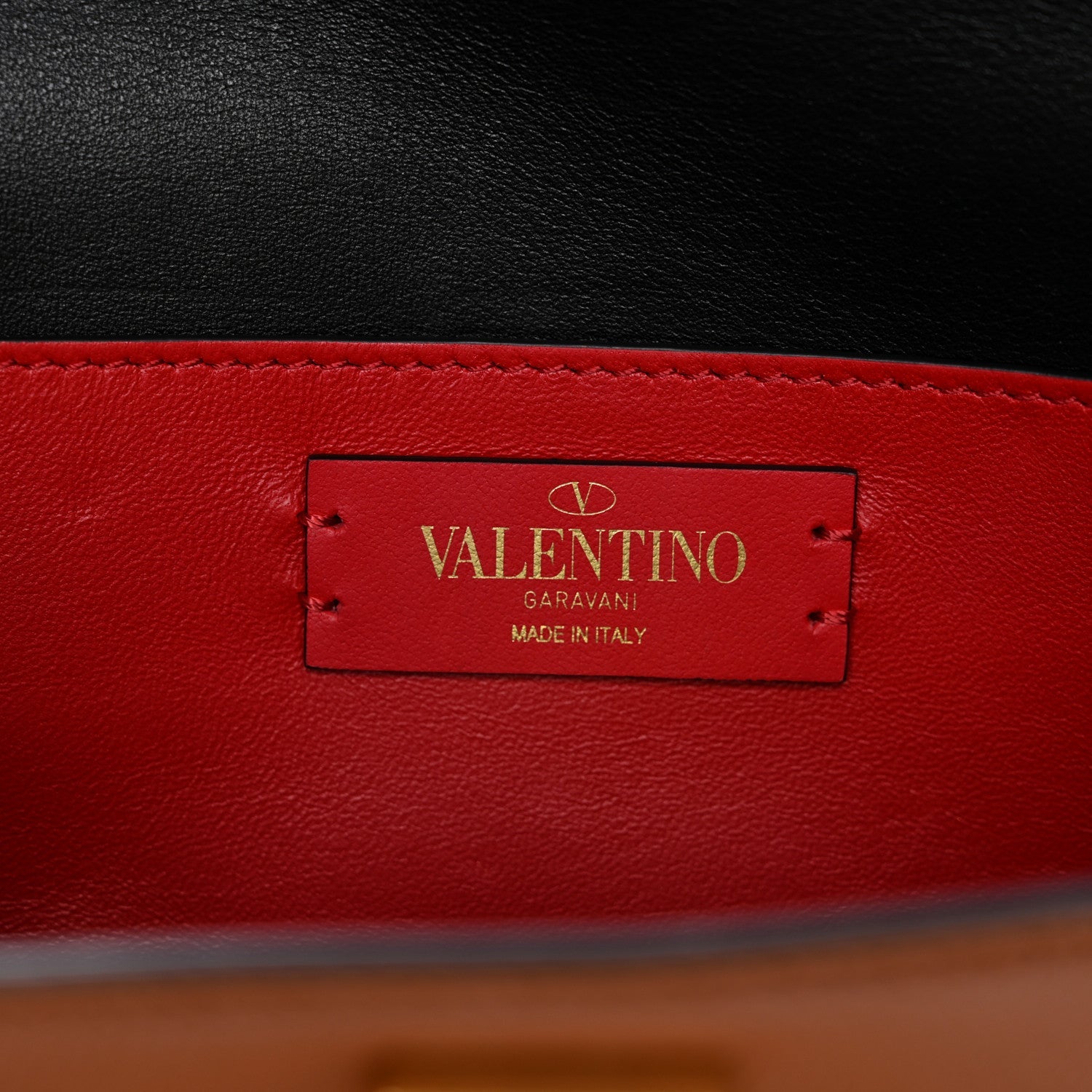 Grainy Calfskin VSling Belt Bag Saddle Brown