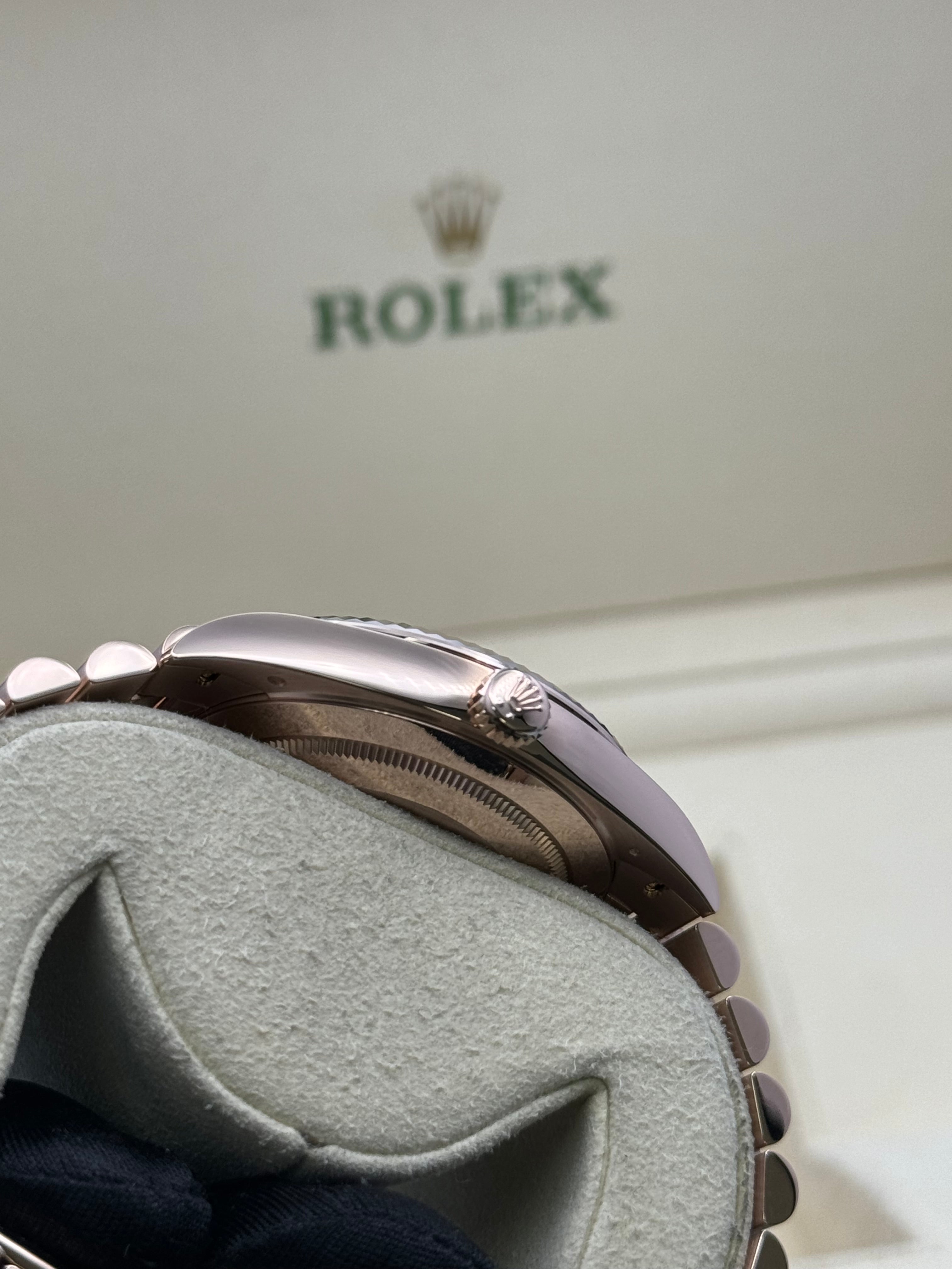 Rolex Everose Gold Day-Date 40 - Sundust Bevelled Roman Dial - President Bracelet - 228235 sdrp