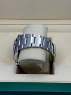 Rolex Oyster Perpetual 41  - Coral Red Index Dial - Oyster Bracelet - 124300 reio