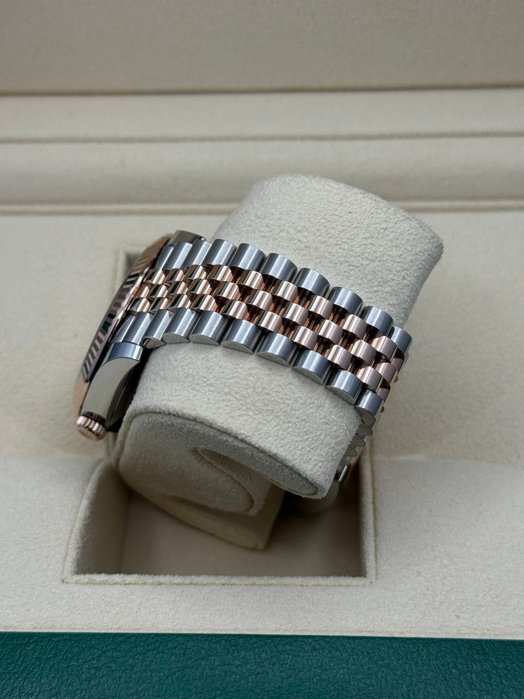 Rolex Steel and Everose Rolesor Datejust 41  - Sundust Index Dial - Jubilee Bracelet - 126331 suij