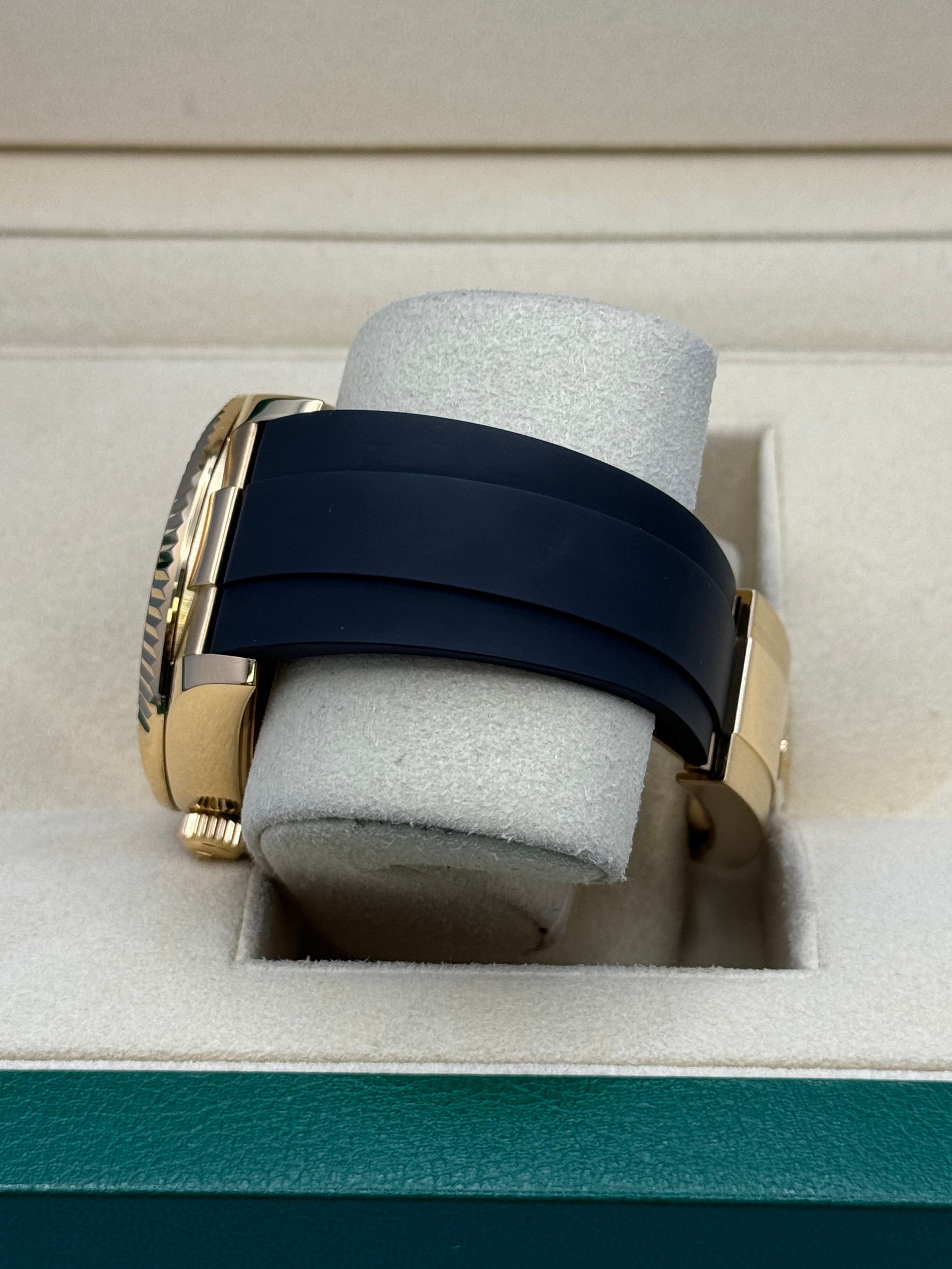 Rolex Yellow Gold Sky-Dweller  - Champagne Index Dial - Oysterflex Bracelet - 326238 chi