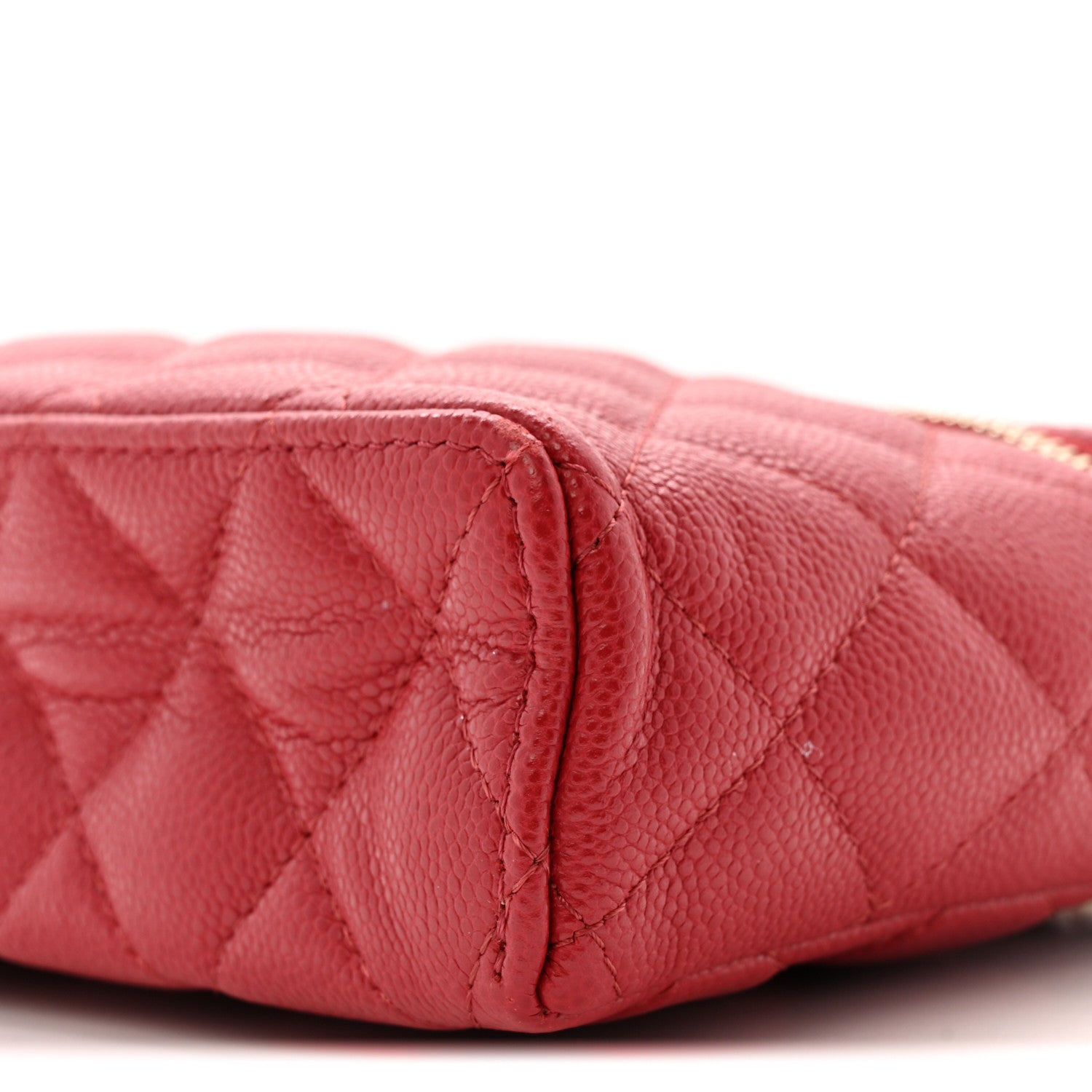 Caviar Quilted Top Handle Slim Vanity With Chain Red