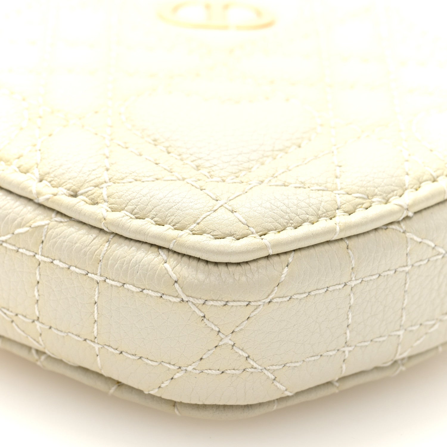 Calfskin Cannage Dioramour Caro Heart Pouch With Chain White