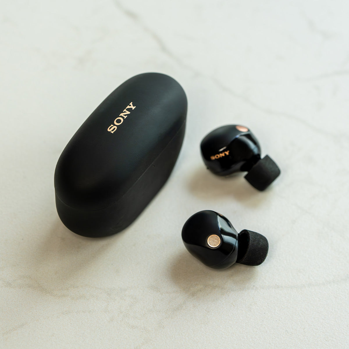 Sony WF-1000XM5 Wireless Noise Cancelling In-Ear Headphone Bundle with gSport Hardshell Case (Black)