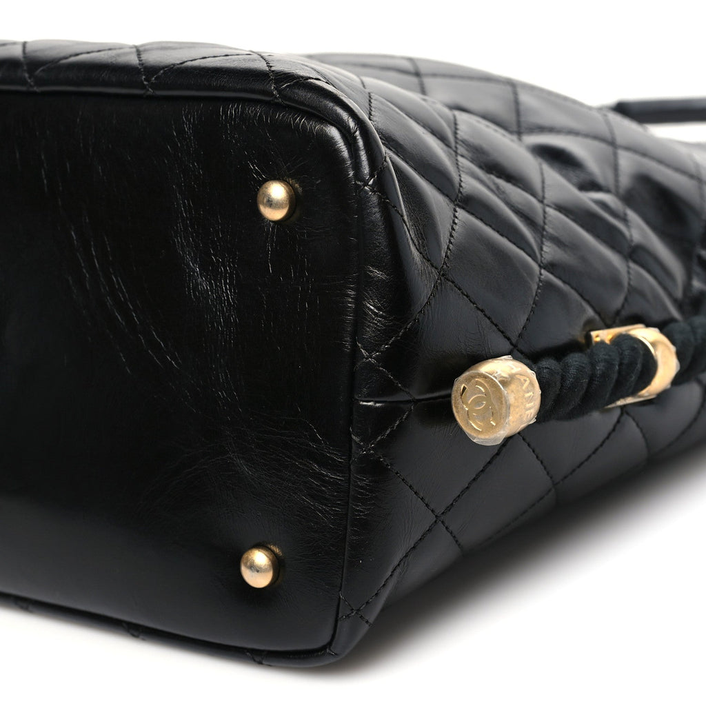 Crumpled Calfskin En Vogue Rope Hobo Bag Black