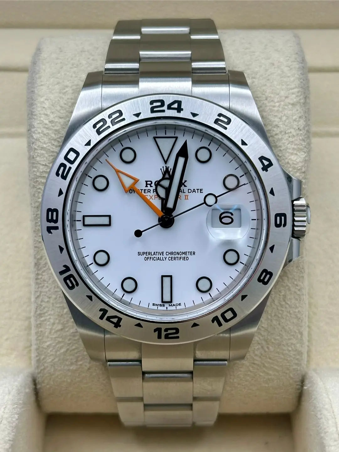 Rolex Oyster Perpetual Explorer II  -  216570 w
