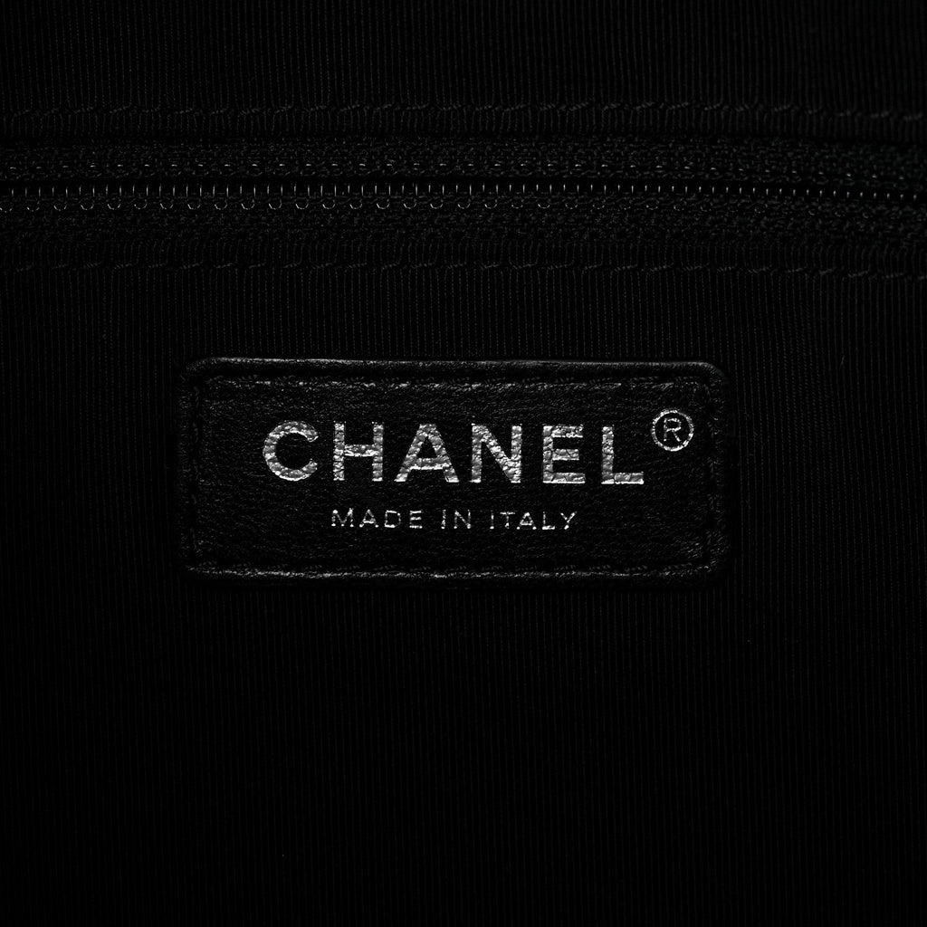 Lambskin Quilted Grip Clutch Black
