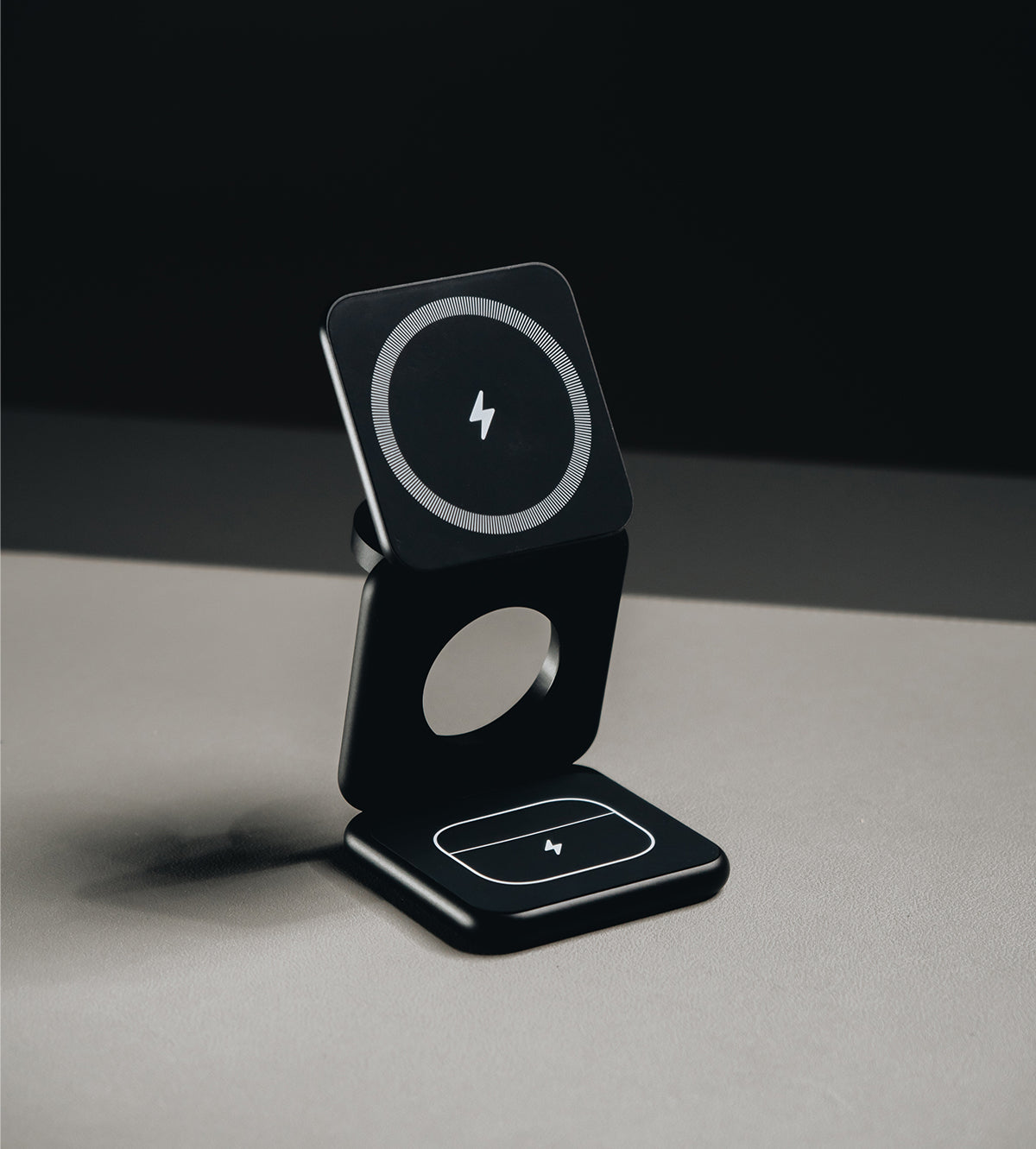 KUXIU X40 3-in-1 MagSafe Foldable Charging Stand - Black