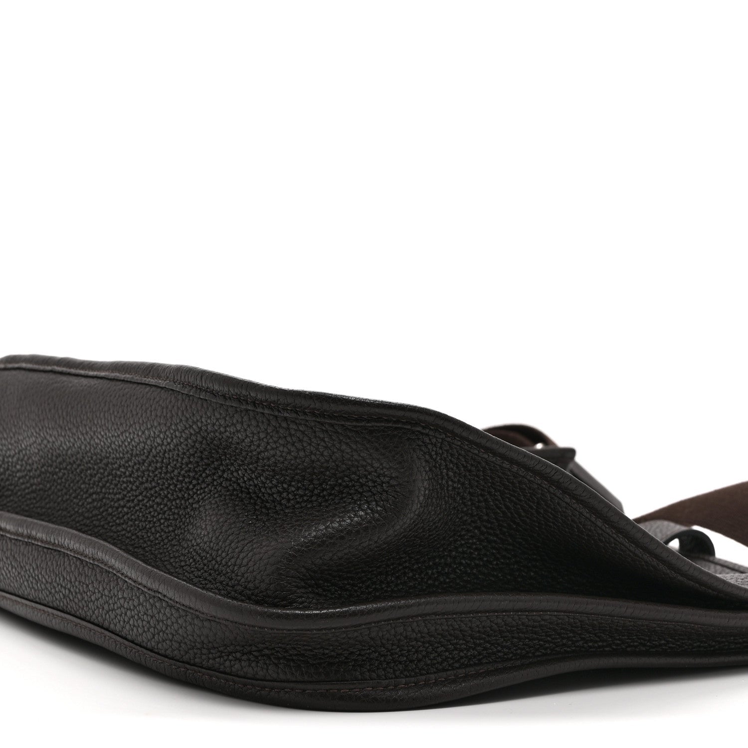 Taurillon Clemence Evelyne III GM Cafe