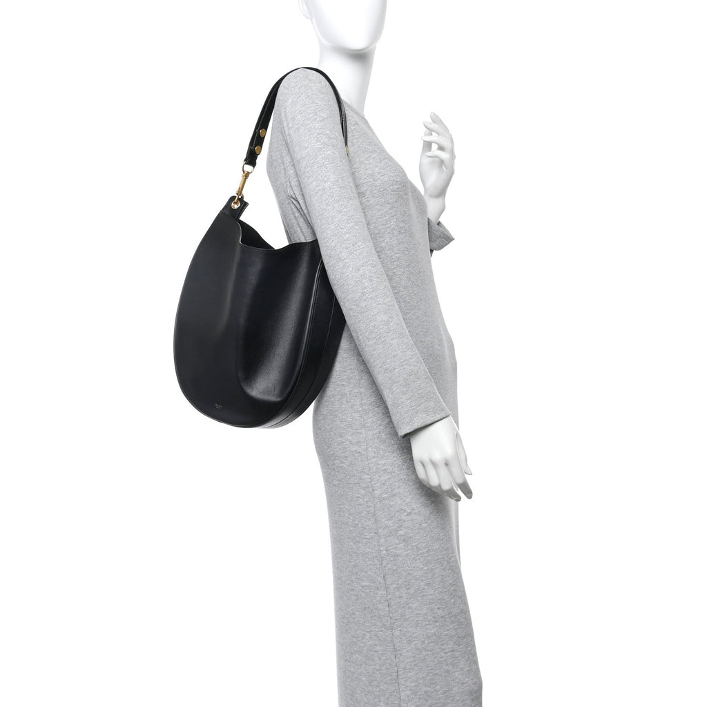Supple Calfskin Medium Hobo Black