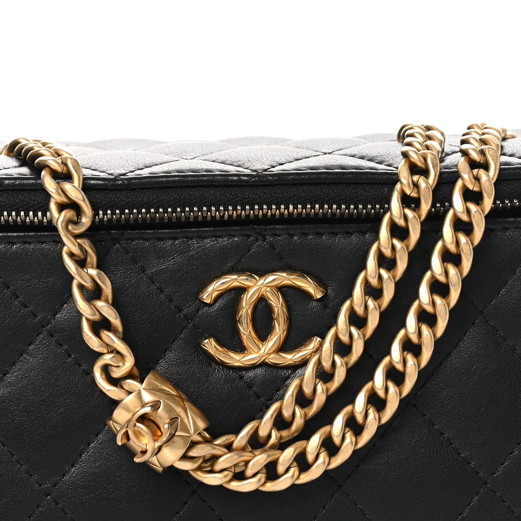 Lambskin Quilted Small Pillow Crush Vanity Case With Chain Black