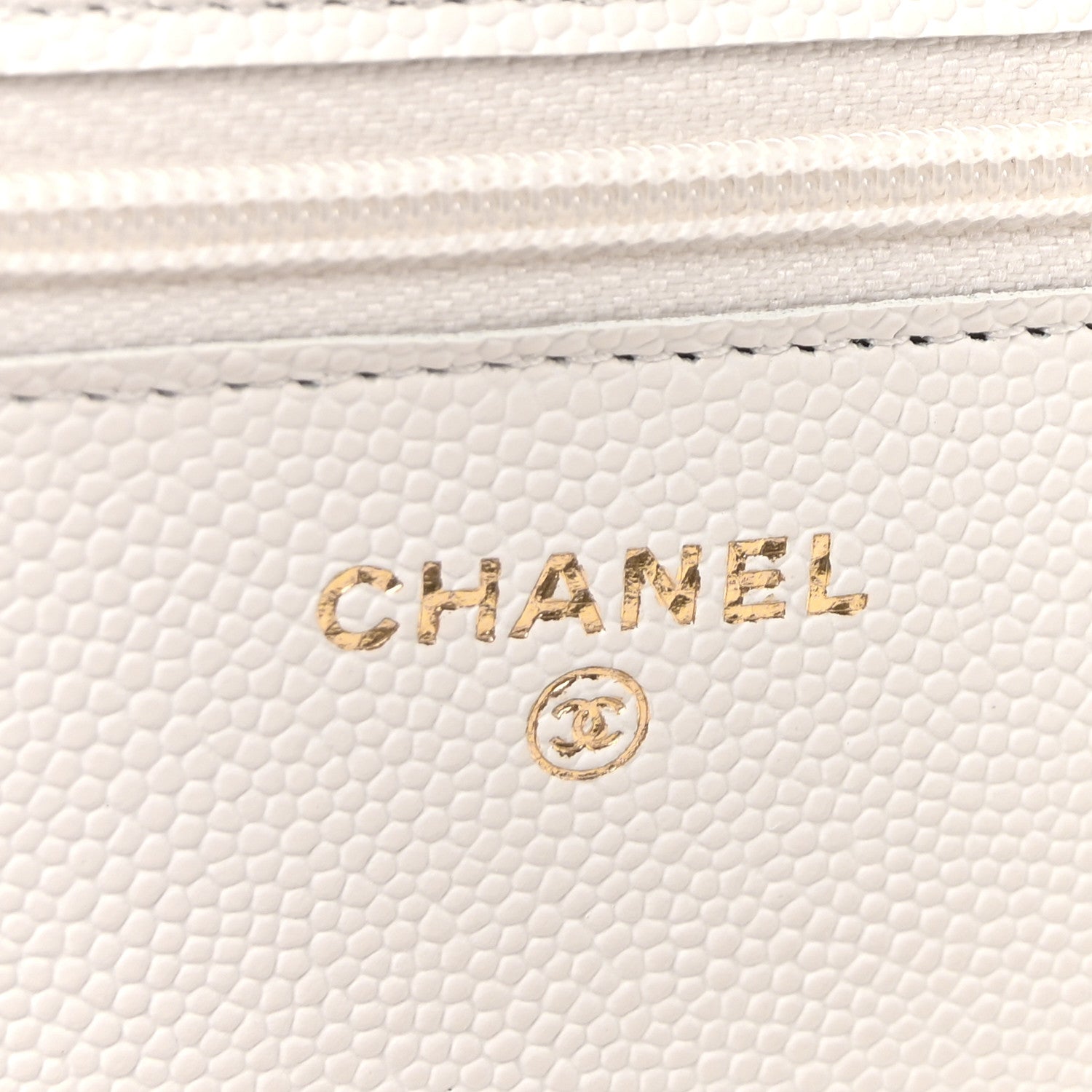 Caviar Quilted Enamel Coco Casino Wallet On Chain WOC White