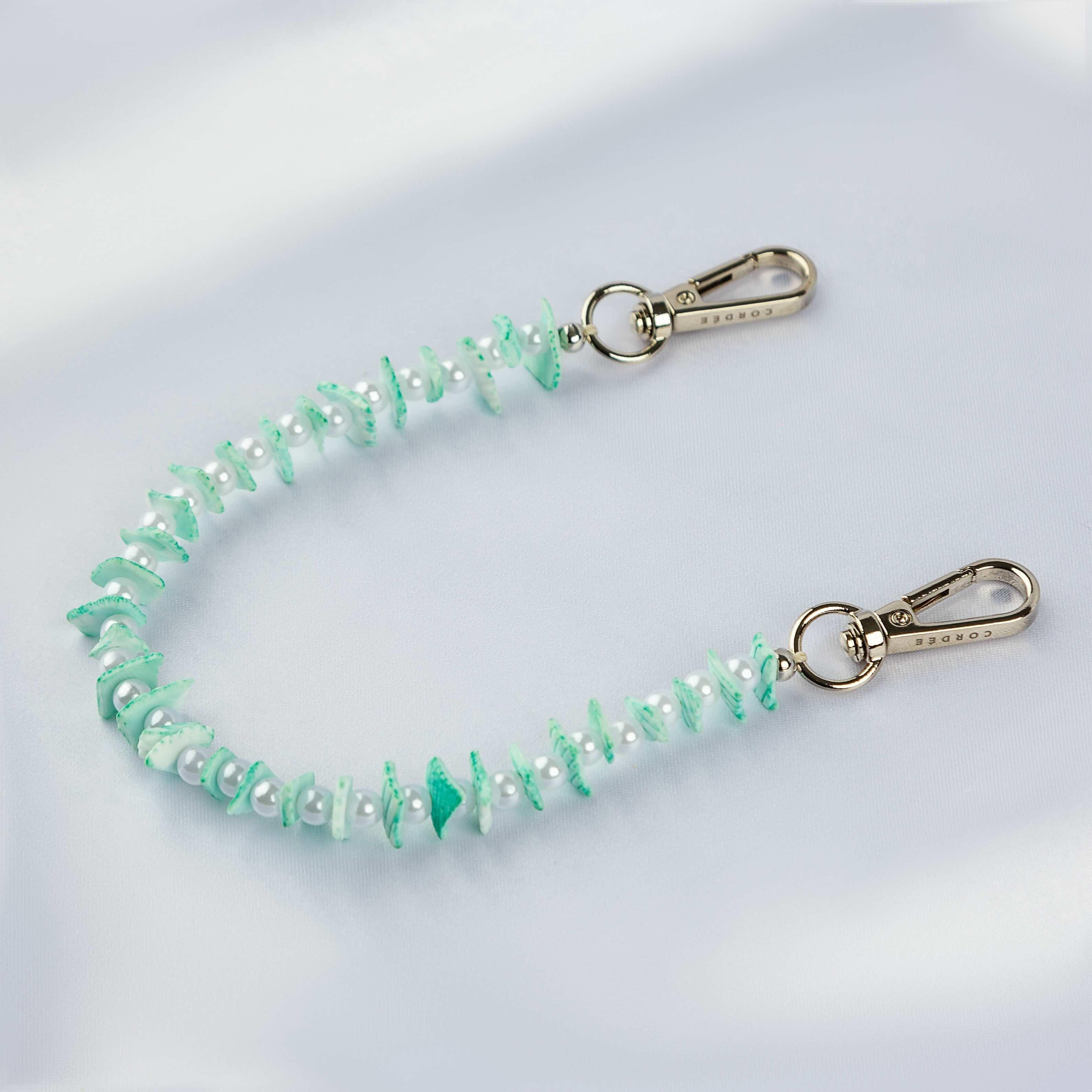 Cordée Cases Seafoam Shell Phone Wristlet