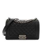 Caviar Quilted Medium Boy Flap Black
