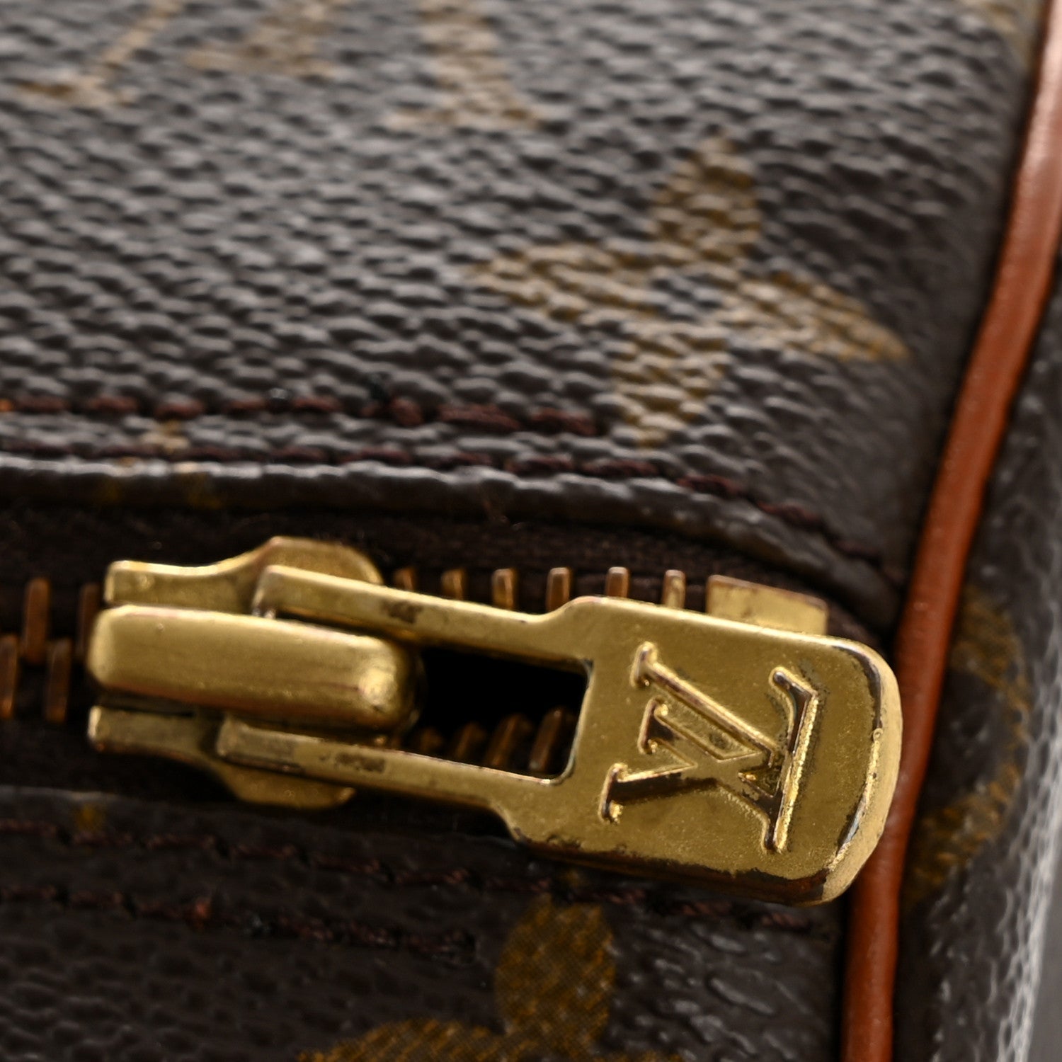Monogram Papillon 30