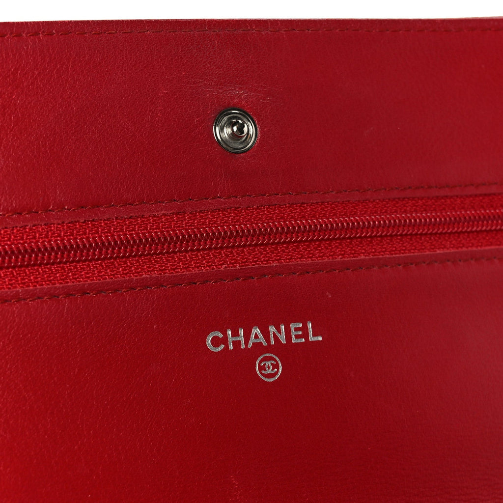 Caviar Timeless CC Wallet on Chain WOC Red