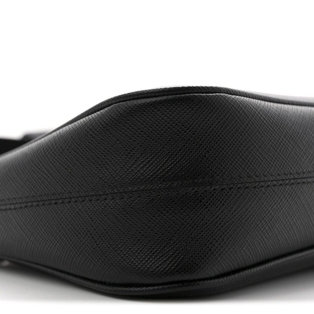 Saffiano Lux Re-Edition 2005 Shoulder Bag Black