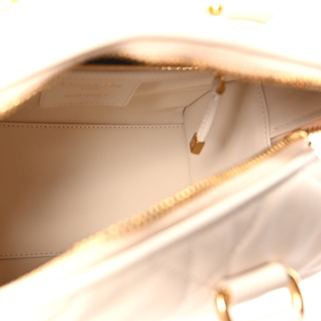 Calfskin Macrocannage Groove 20 Bag Dusty Ivory