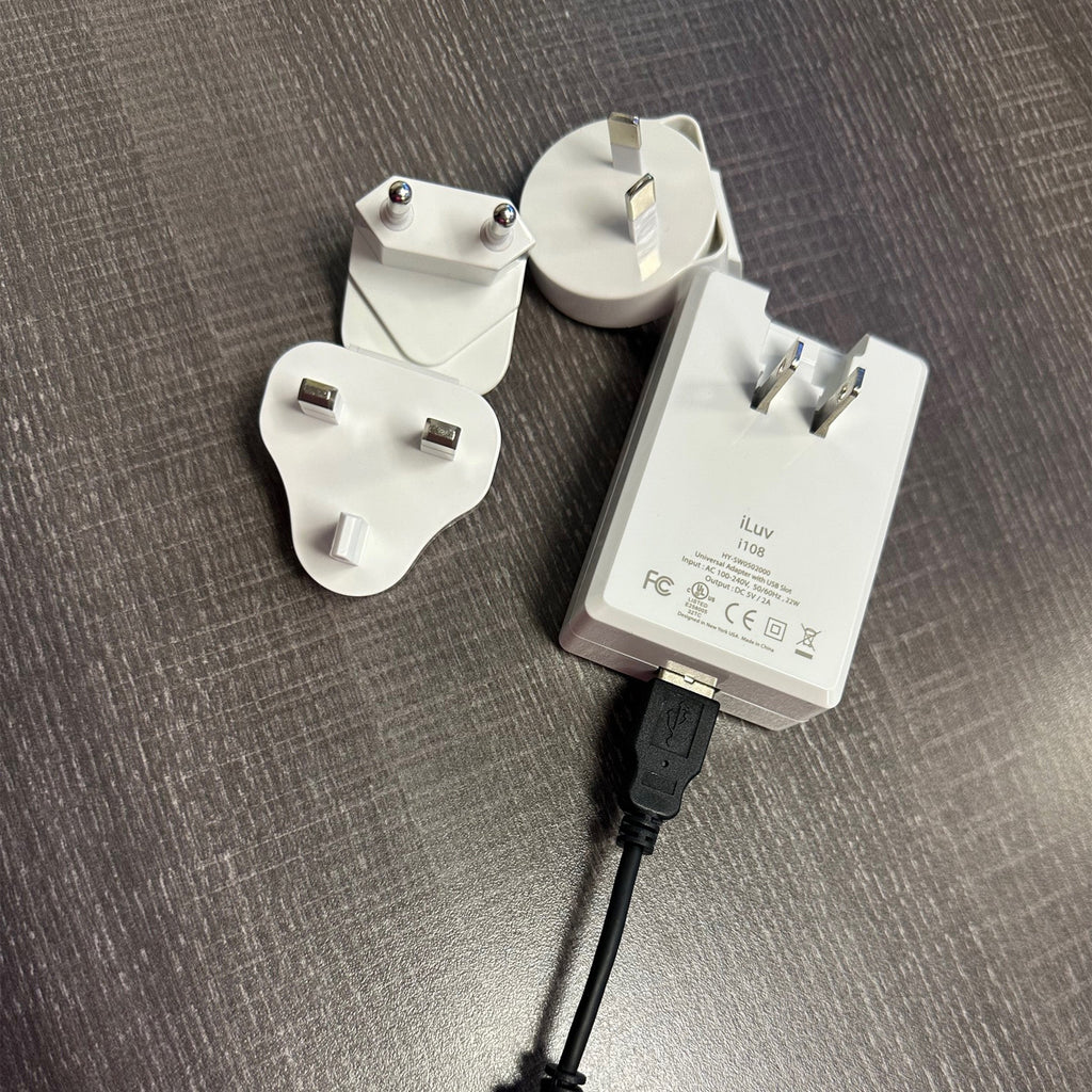 iLuv Universal World Travel Adapter Plug Set