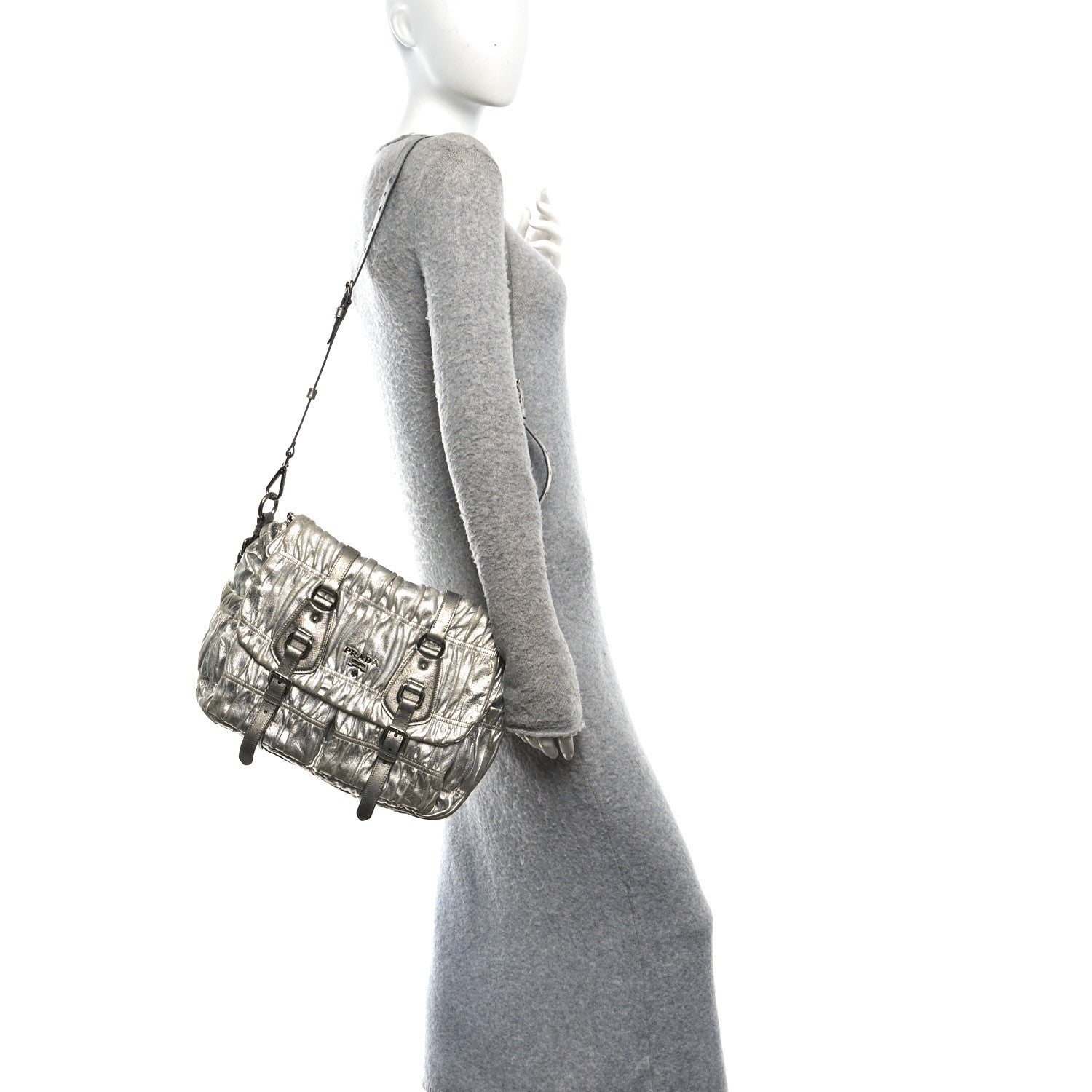 Metallic Nappa Gaufre Messenger Tote Argento