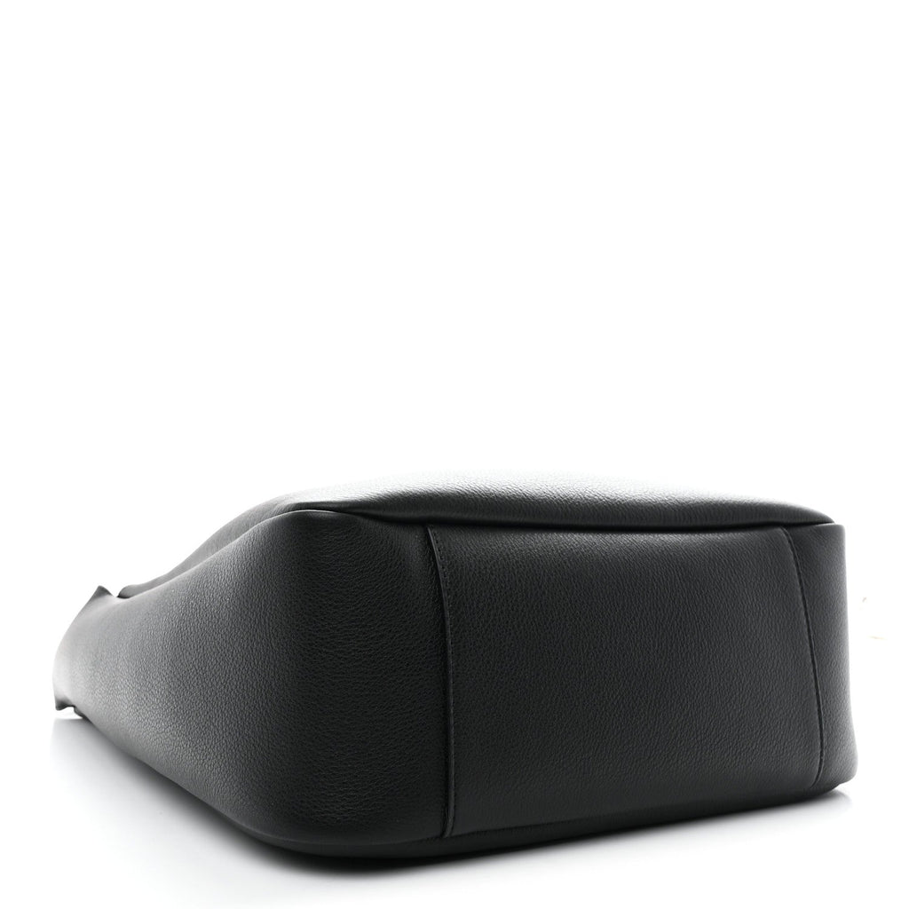 Supple Calfskin Large Le 5 A 7 Soft Hobo Black