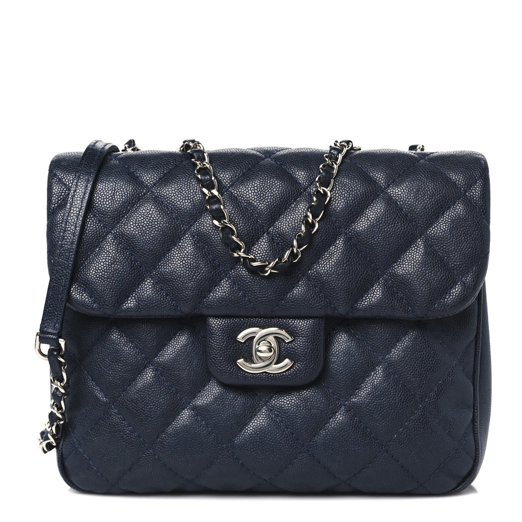 Caviar Quilted Medium Urban Companion Flap Navy