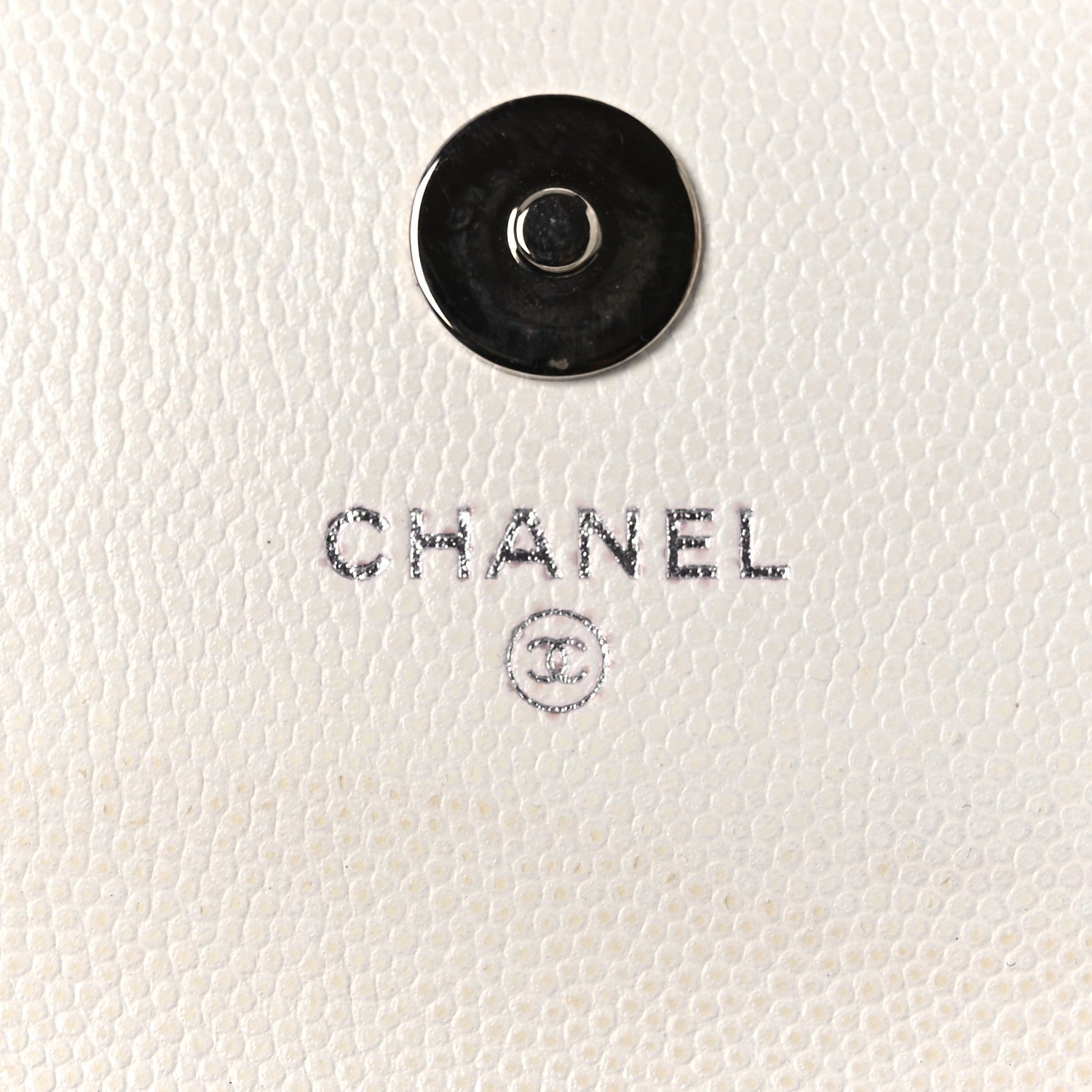 Caviar Quilted My Everything Belt Flap Card Holder White